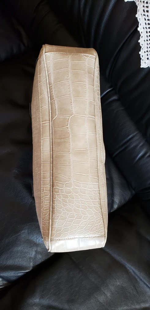 Cornell shoulder bag image indicator(5)