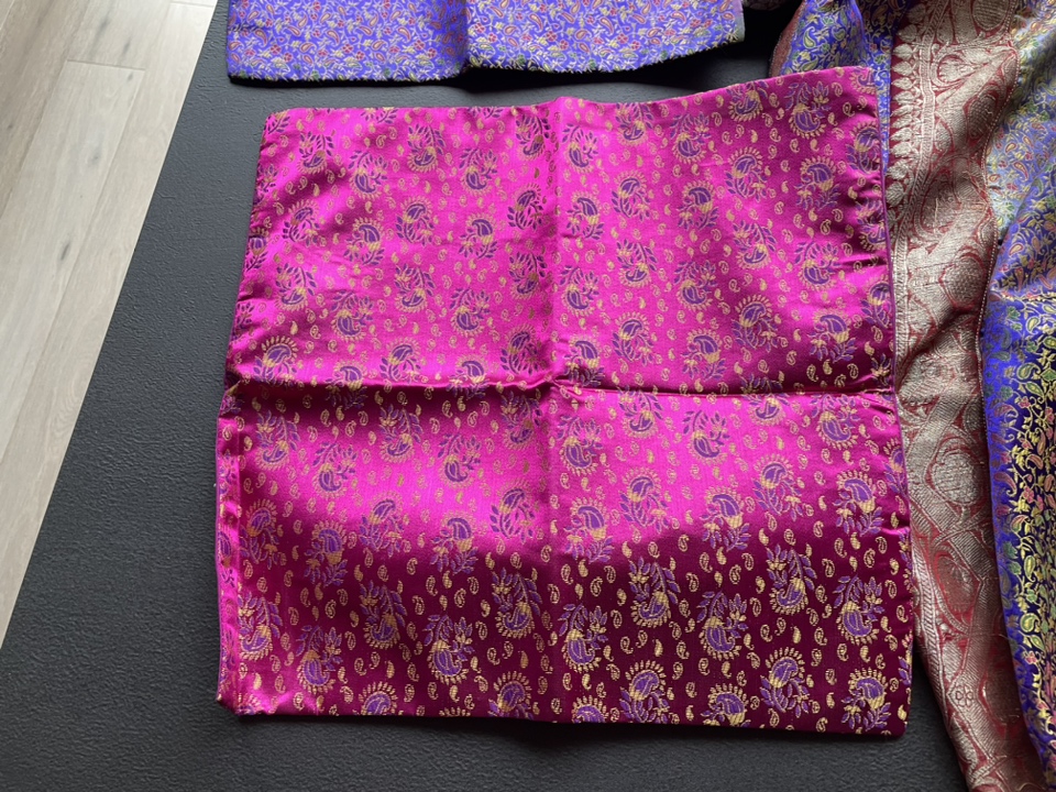 N India Cushion covers and table throw - photo 5