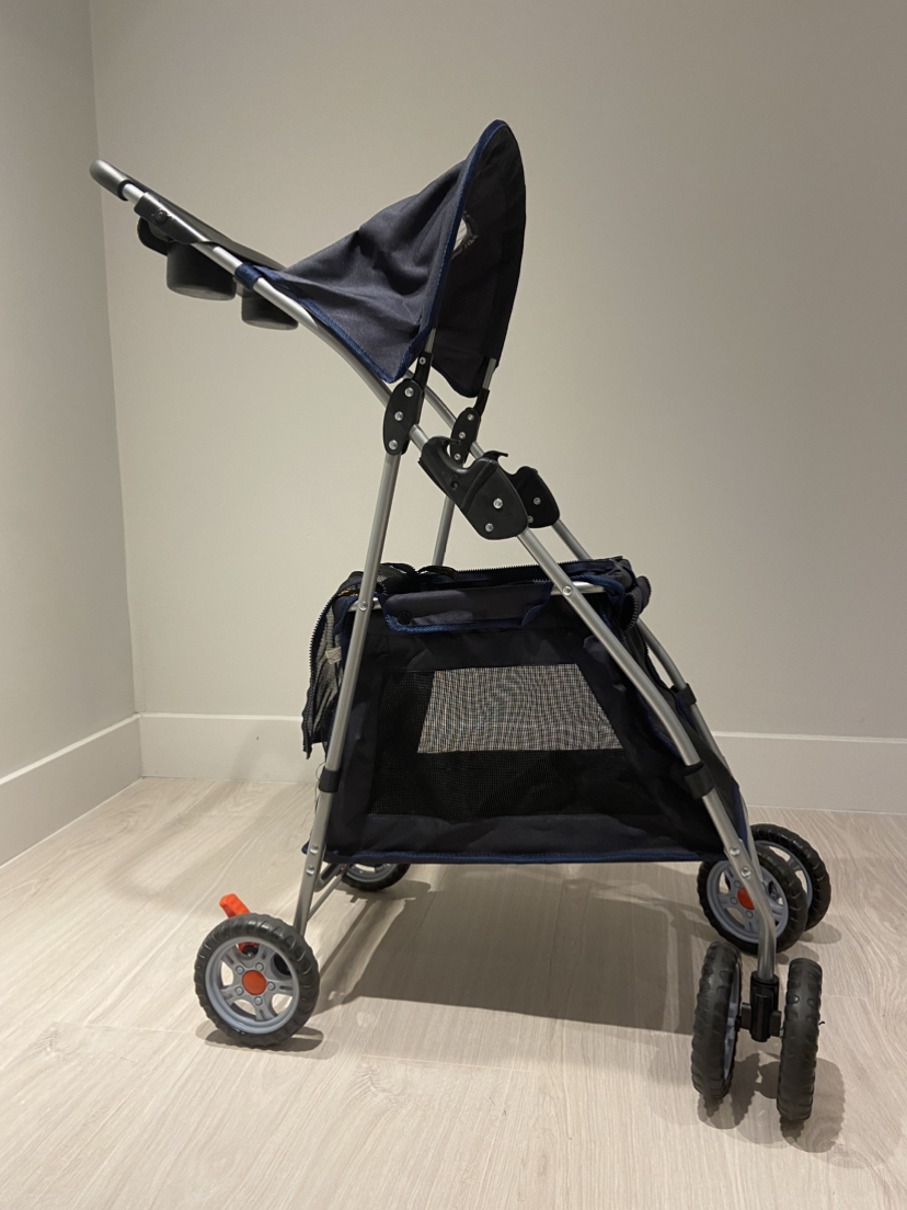 Outward Bound pet stroller for small dog image indicator(2)