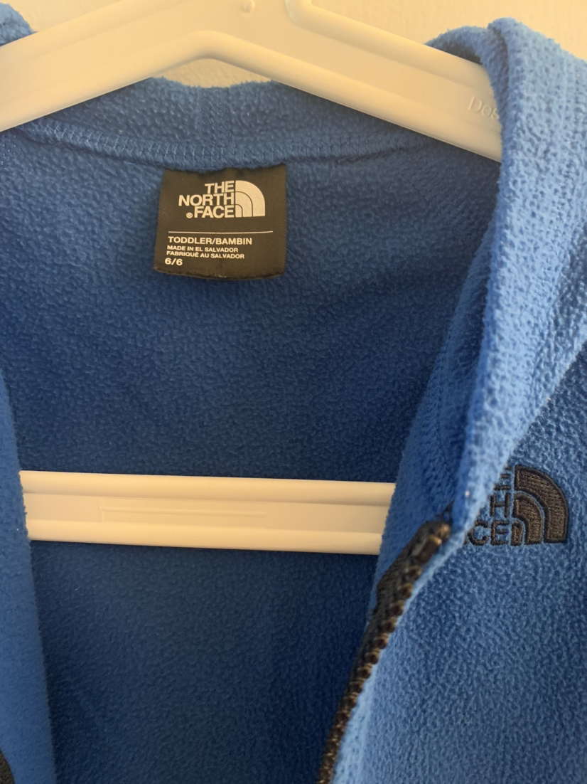 North face fleece jacket image indicator(2)