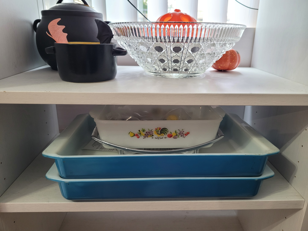 ONE 933 pyrex blue horizon baking pan