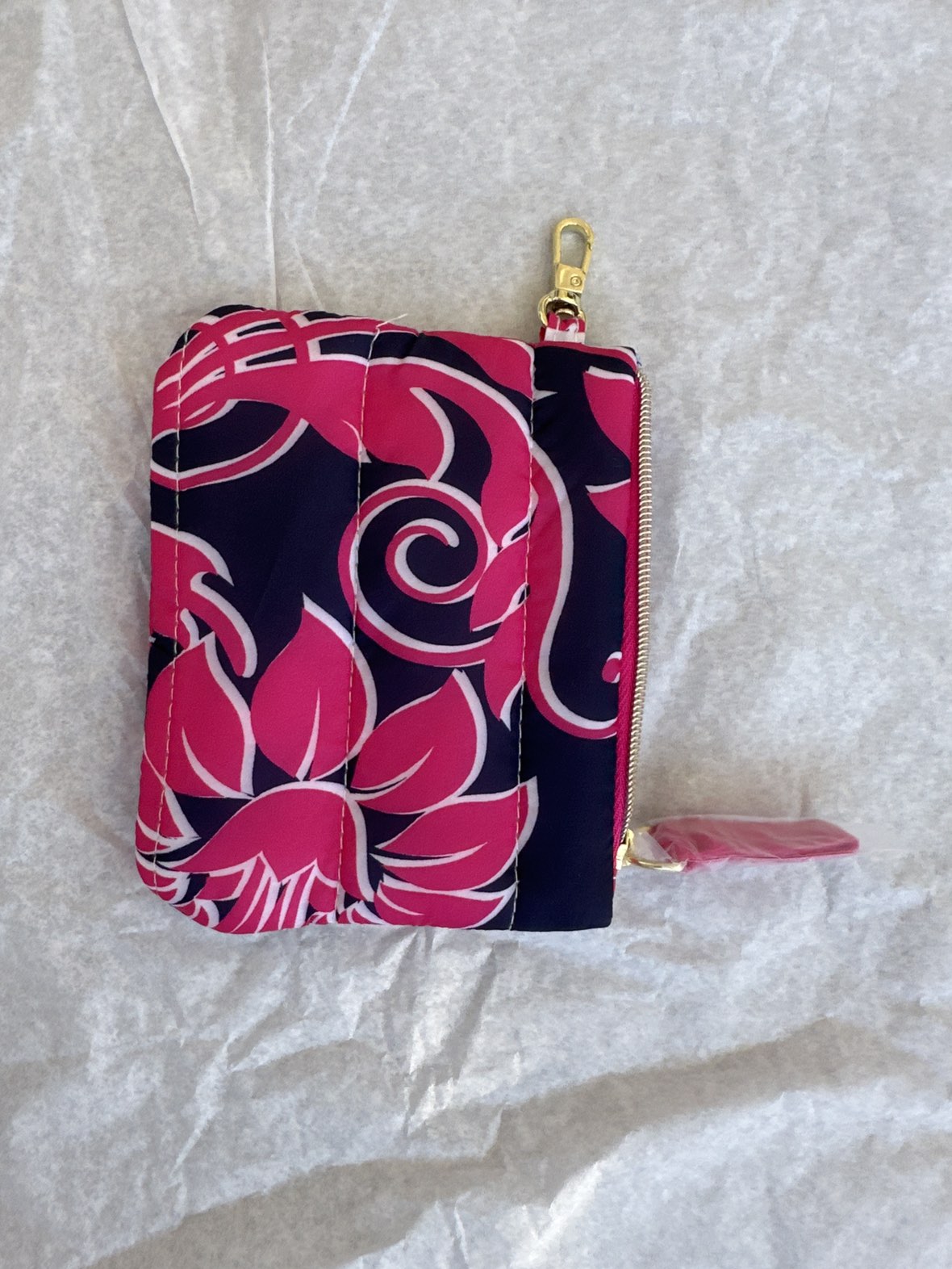 Estée Lauder coin purse thumbnail