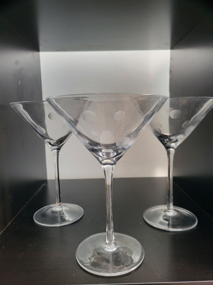 BIG GLASS BOWL, COCKTAIL GLASSES AND SMALL BOWLS COMBINATION - photo 3