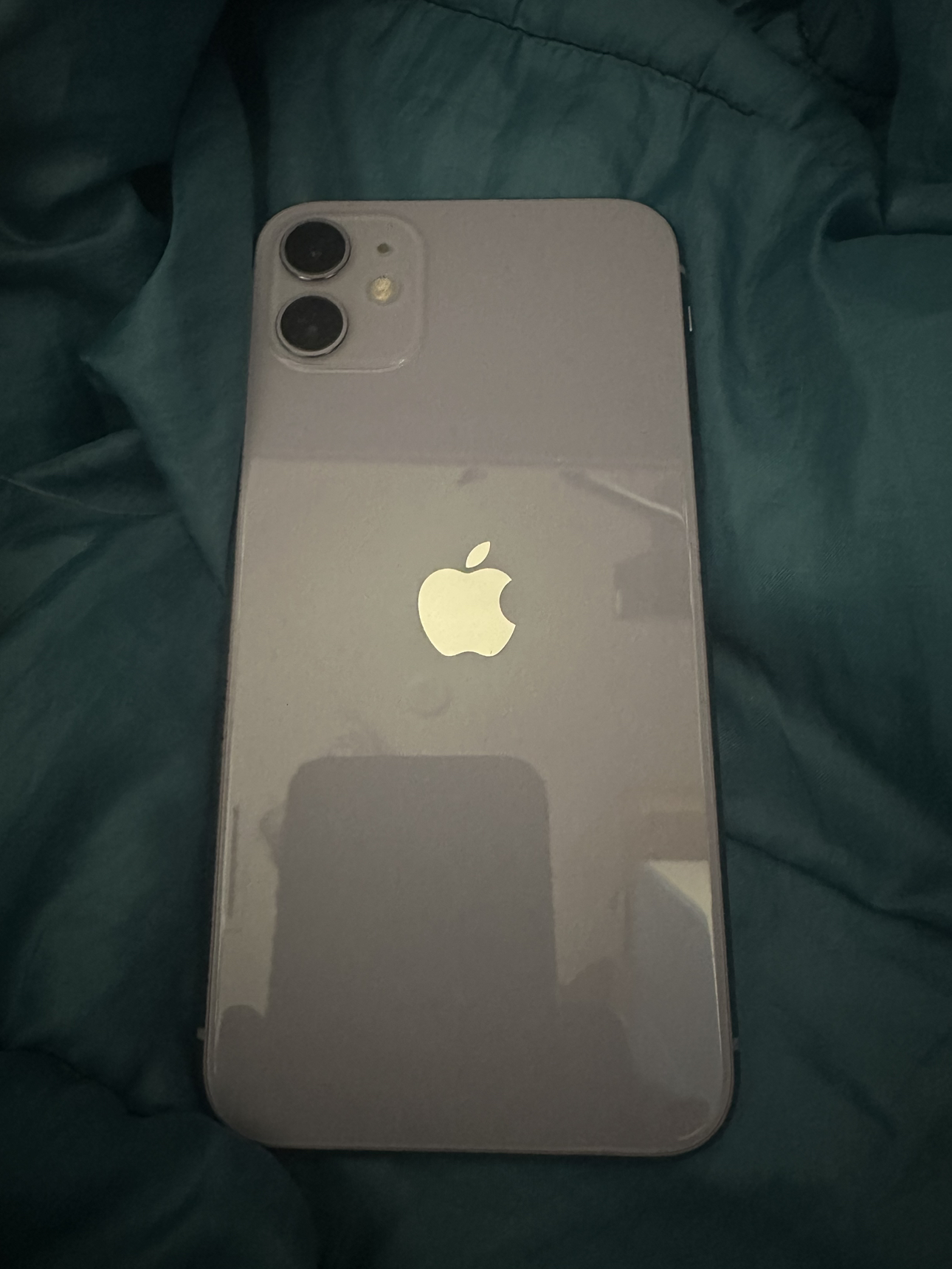 iPhone 11 64GB Lilac - photo 2