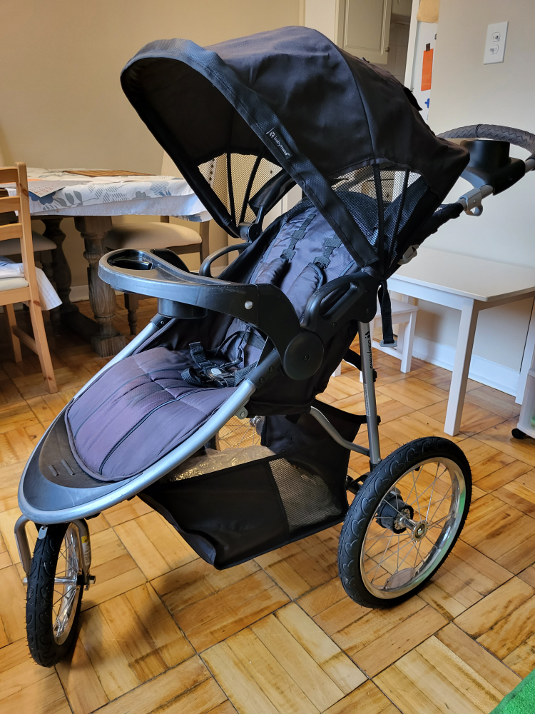 Jogger stroller