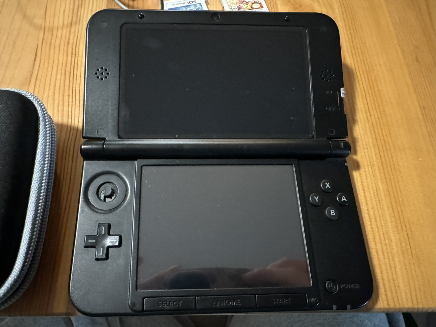 Nintendo 3ds xl bundle image indicator(3)