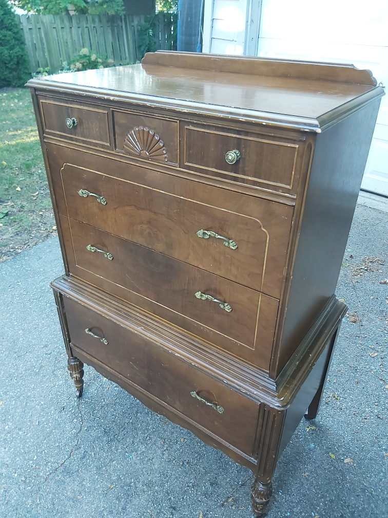 Beautiful antique dresser - photo 2
