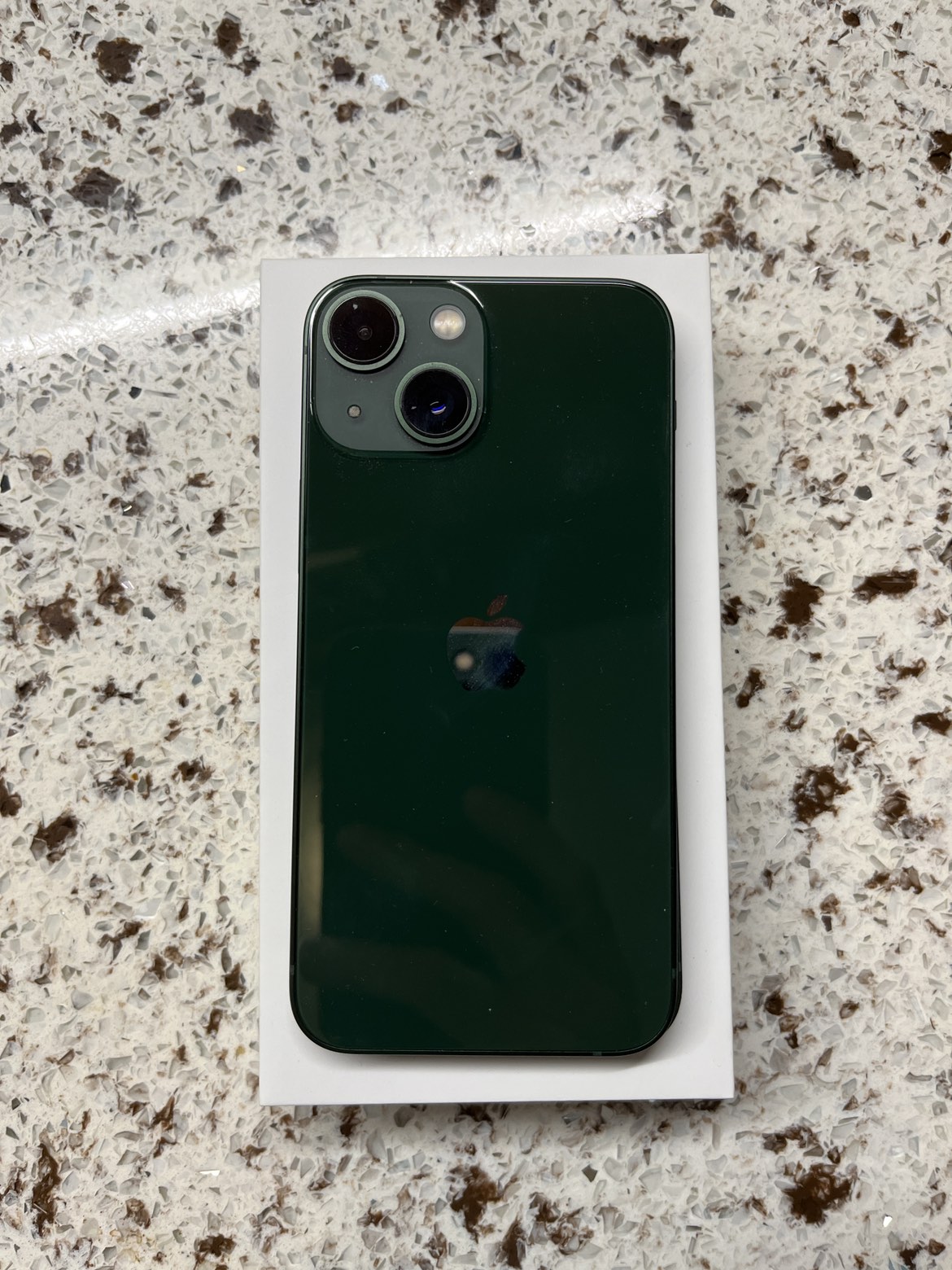 iPhone 13 mini (128GB) UNLOCKED