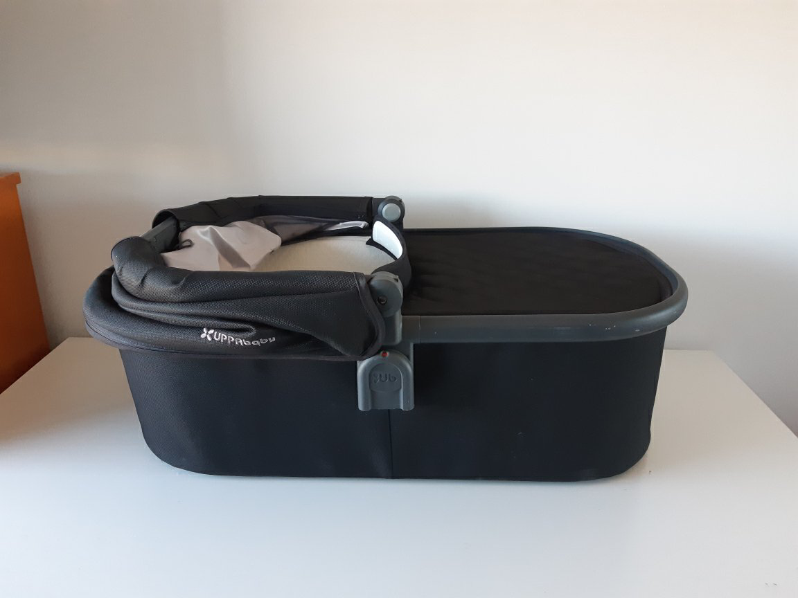 Uppababy bassinet, excellent condition, UV protection, 0-6 mths - photo 4