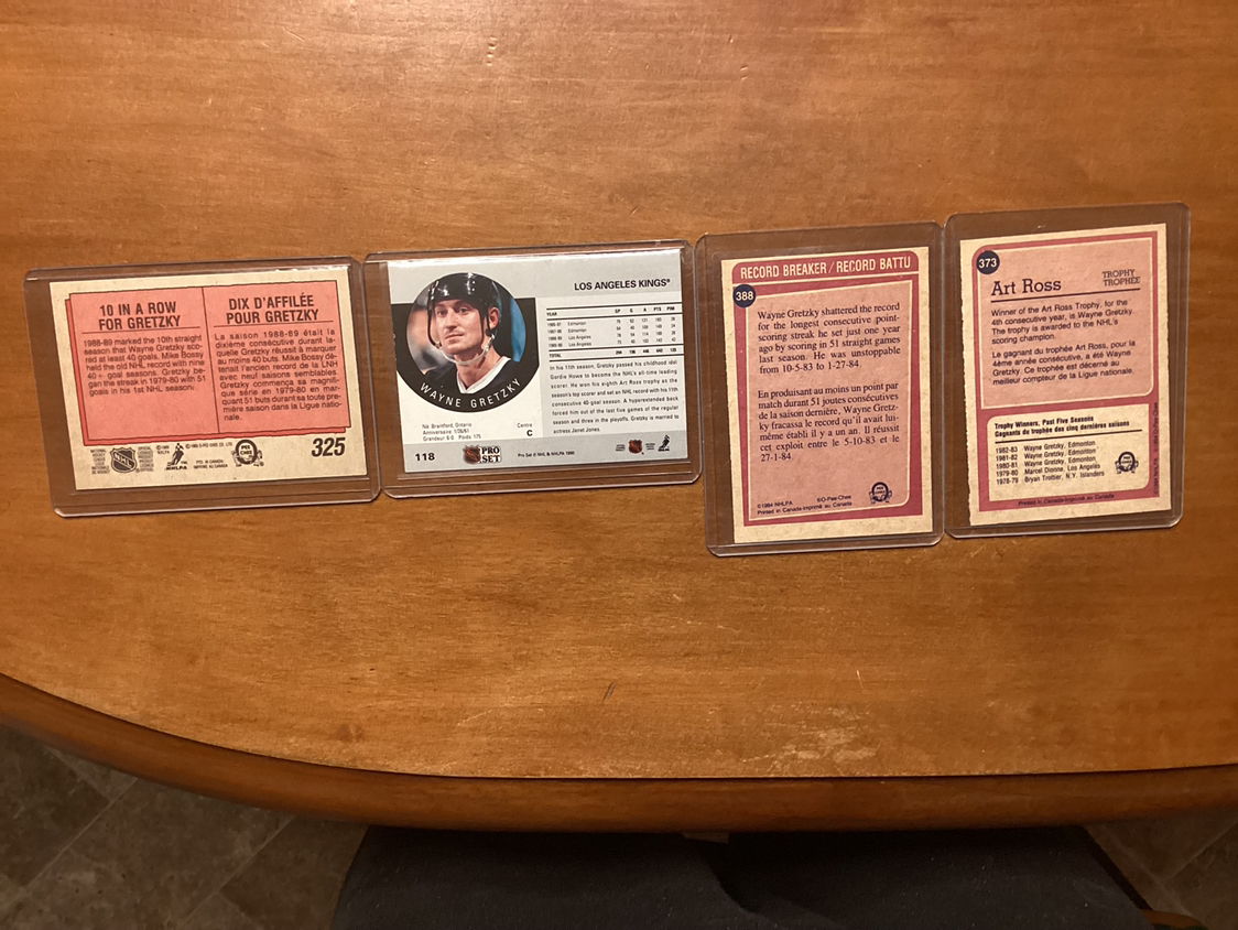 4 MINT WAYNE GRETZKY trading cards ! - photo 4