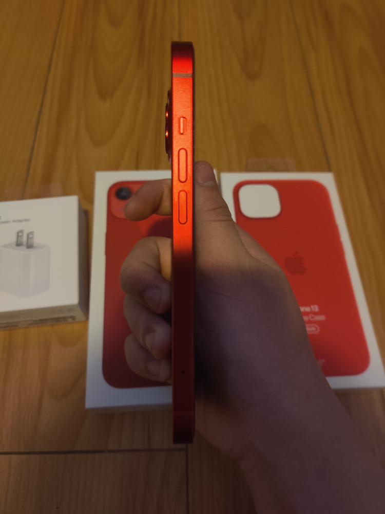 iPhone 13 256GB Red - photo 4
