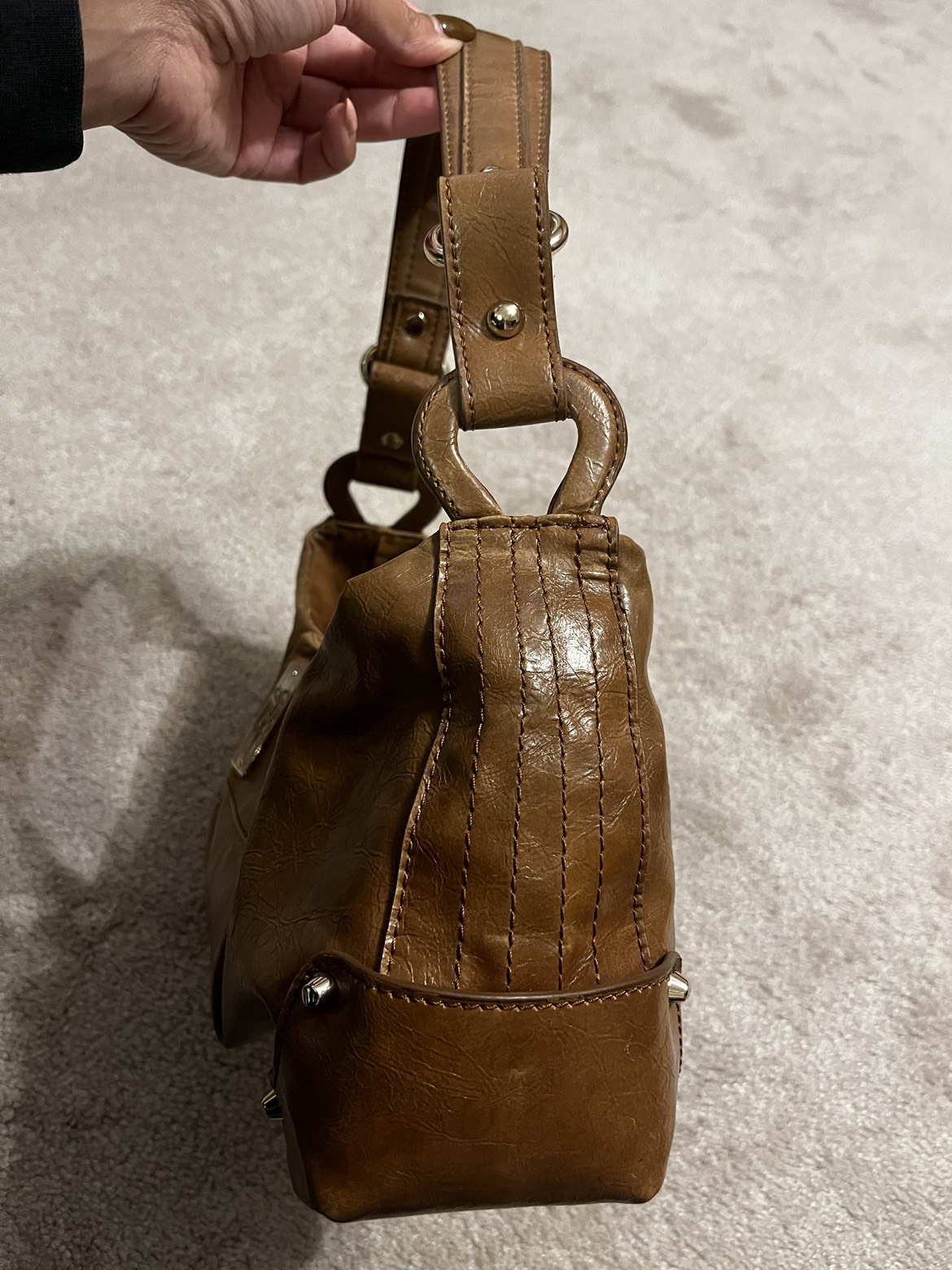 Caramel brown shoulder bag (Jessica Simpson) - Y2K era image indicator(5)