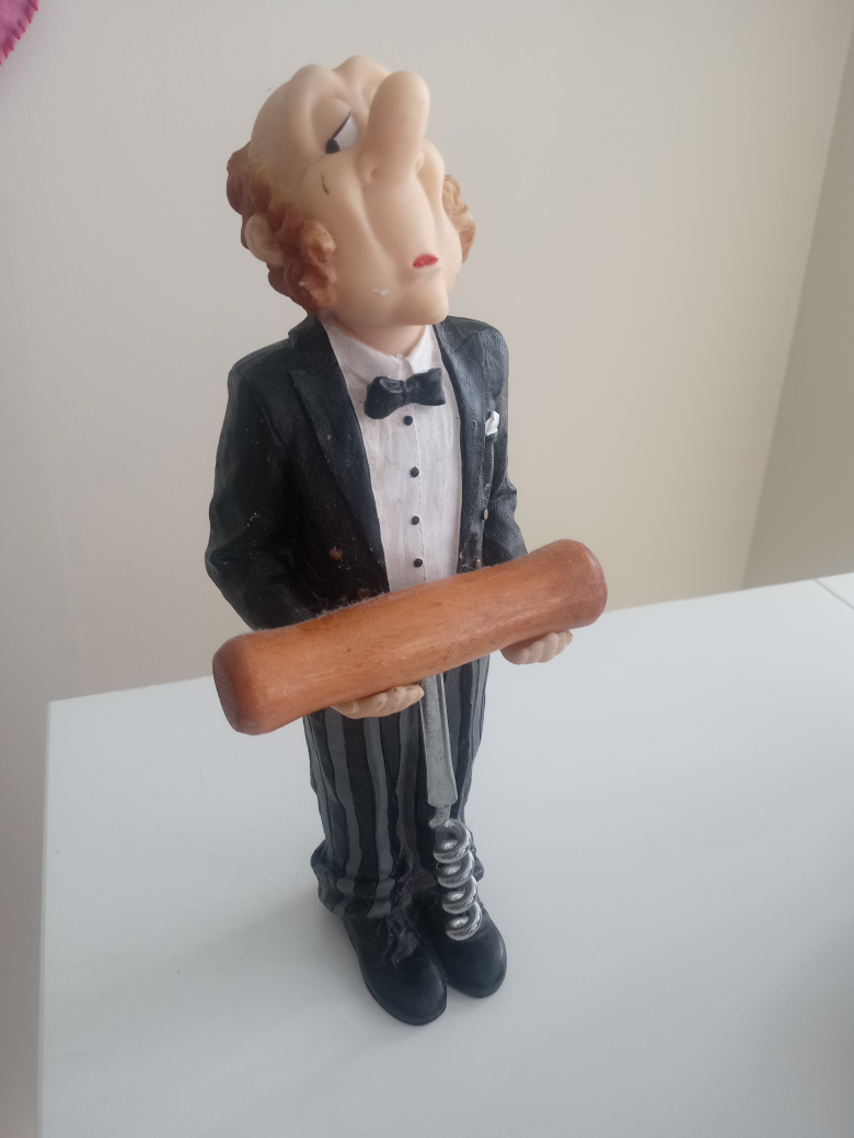 James The Snooty Butler Trio - photo 4