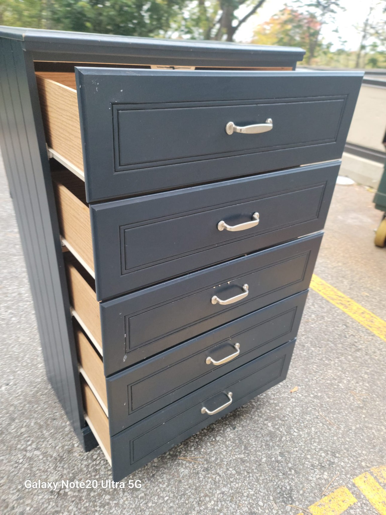 Dresser chest size 32X16H48 inch - photo 2