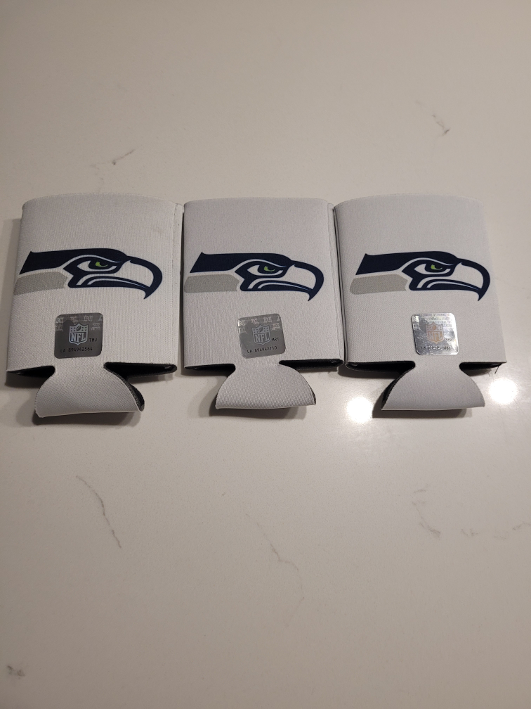 Seattle Seahawk Beer Sleeve (3) thumbnail