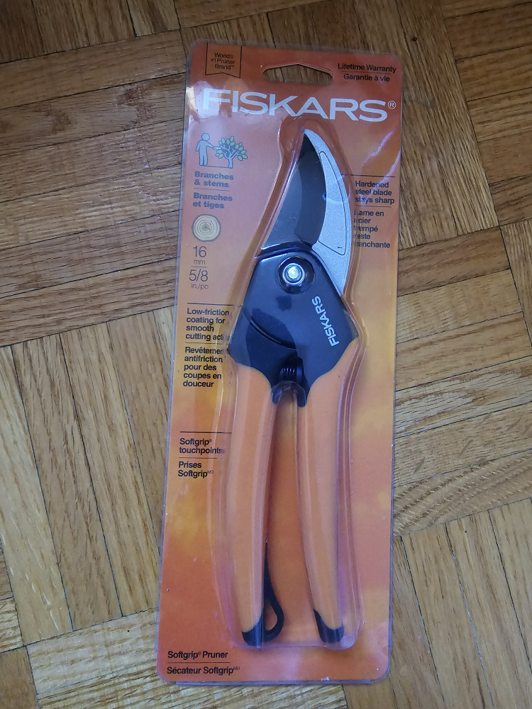 weeder and pruner