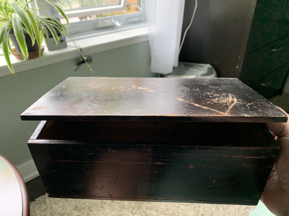 Wooden box thumbnail