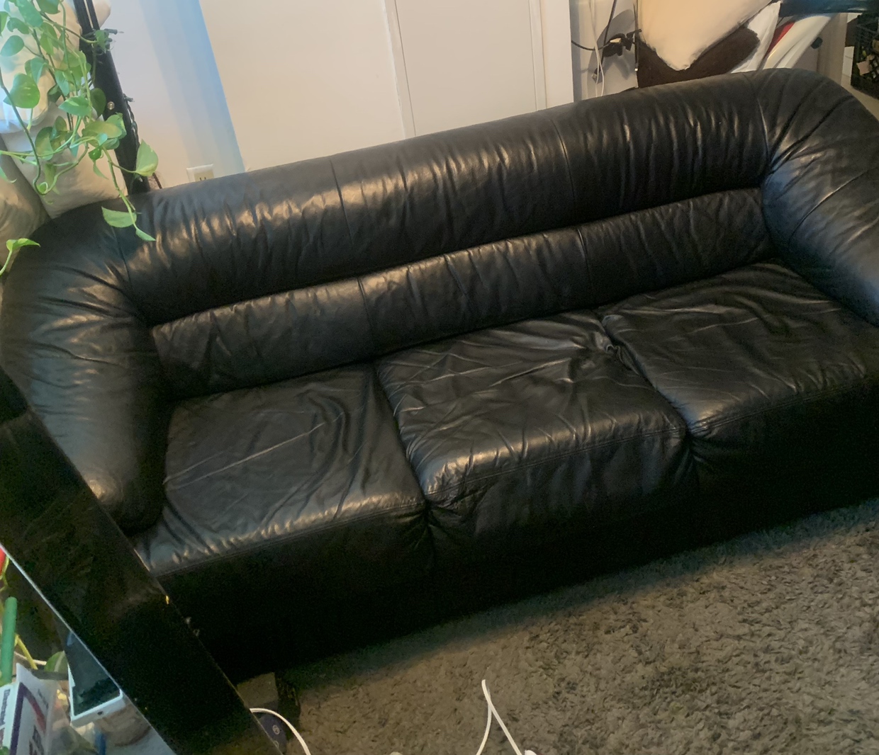 Leather sofa … Black. image indicator(3)