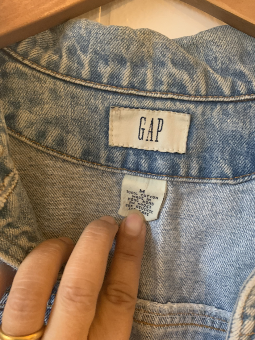 **Price drop** Gap Jean Jacket image indicator(3)
