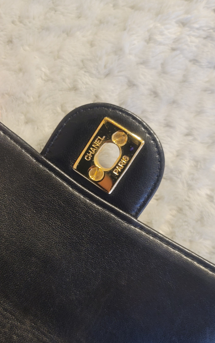 VINTAGE LIMITED EDITION CHANEL HANDBAG PURSE CLUTCH - photo 3