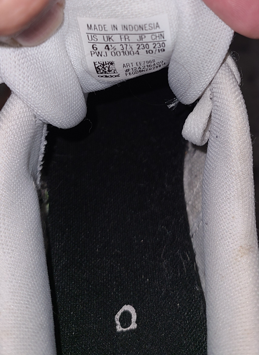 Adidas women's US size 6 image indicator(3)