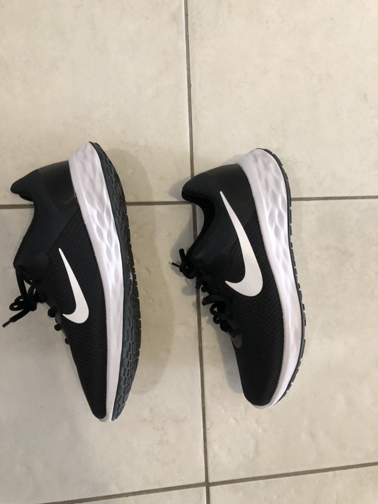 Women’s Nike Revolution 6 Running Shoes