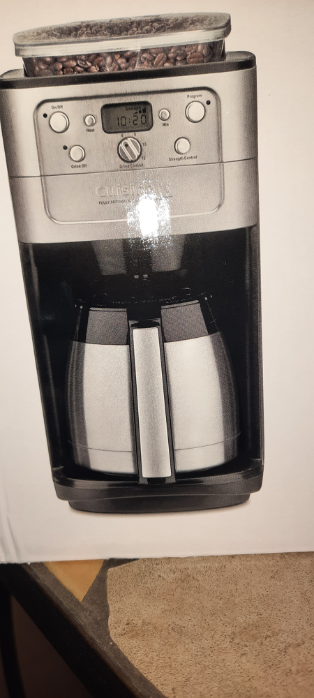 Cuisinart Burr Grind&Thermal 12 cup coffeemaker thumbnail