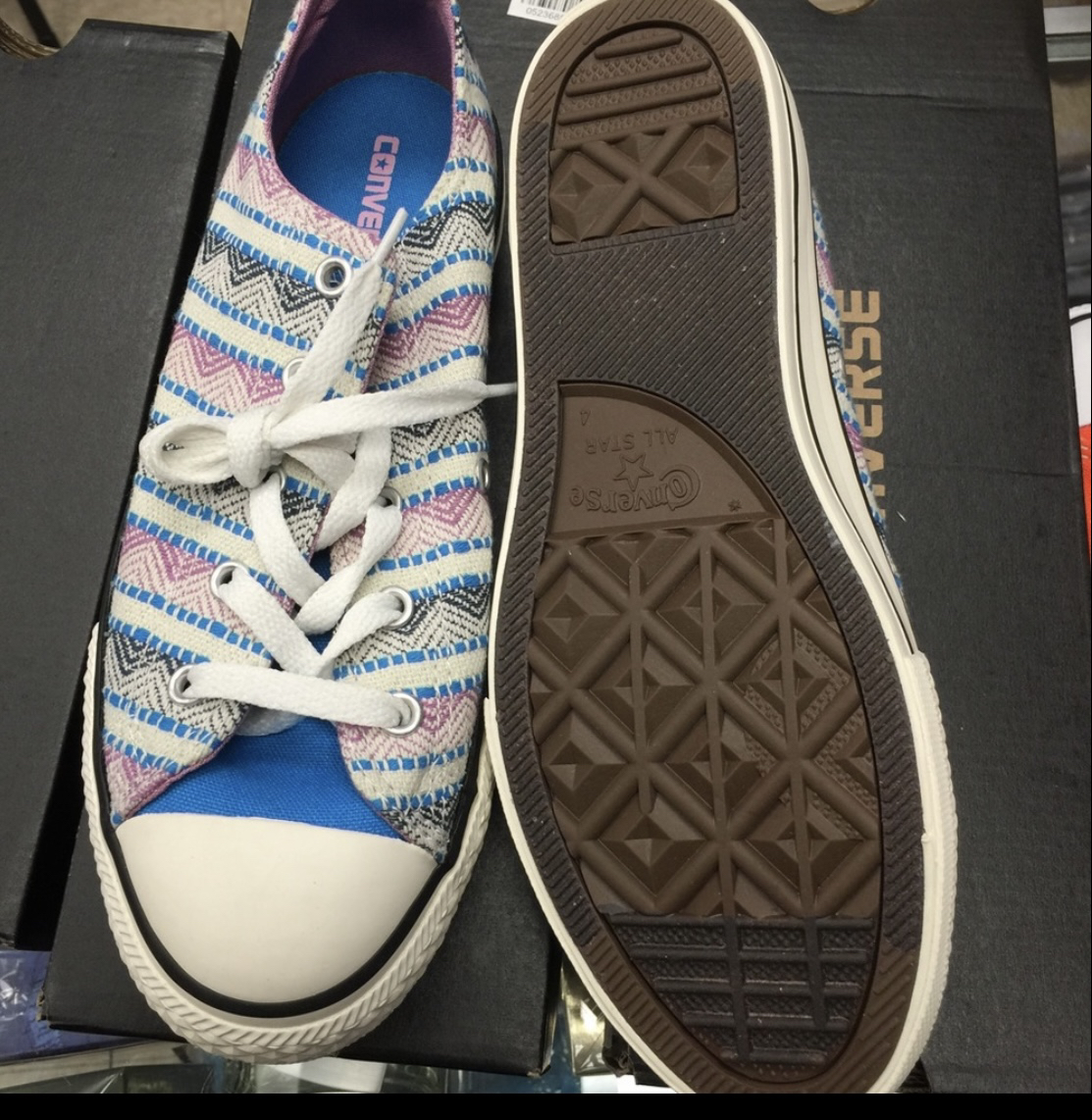 Authentic Converse By Chuck Taylor LowTop sneakers side 5.5 - photo 2