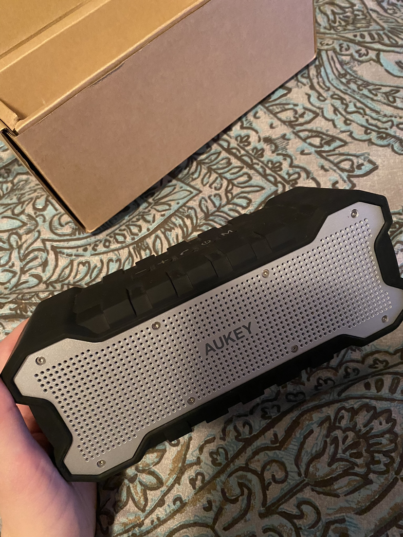 like new speaker 🦃