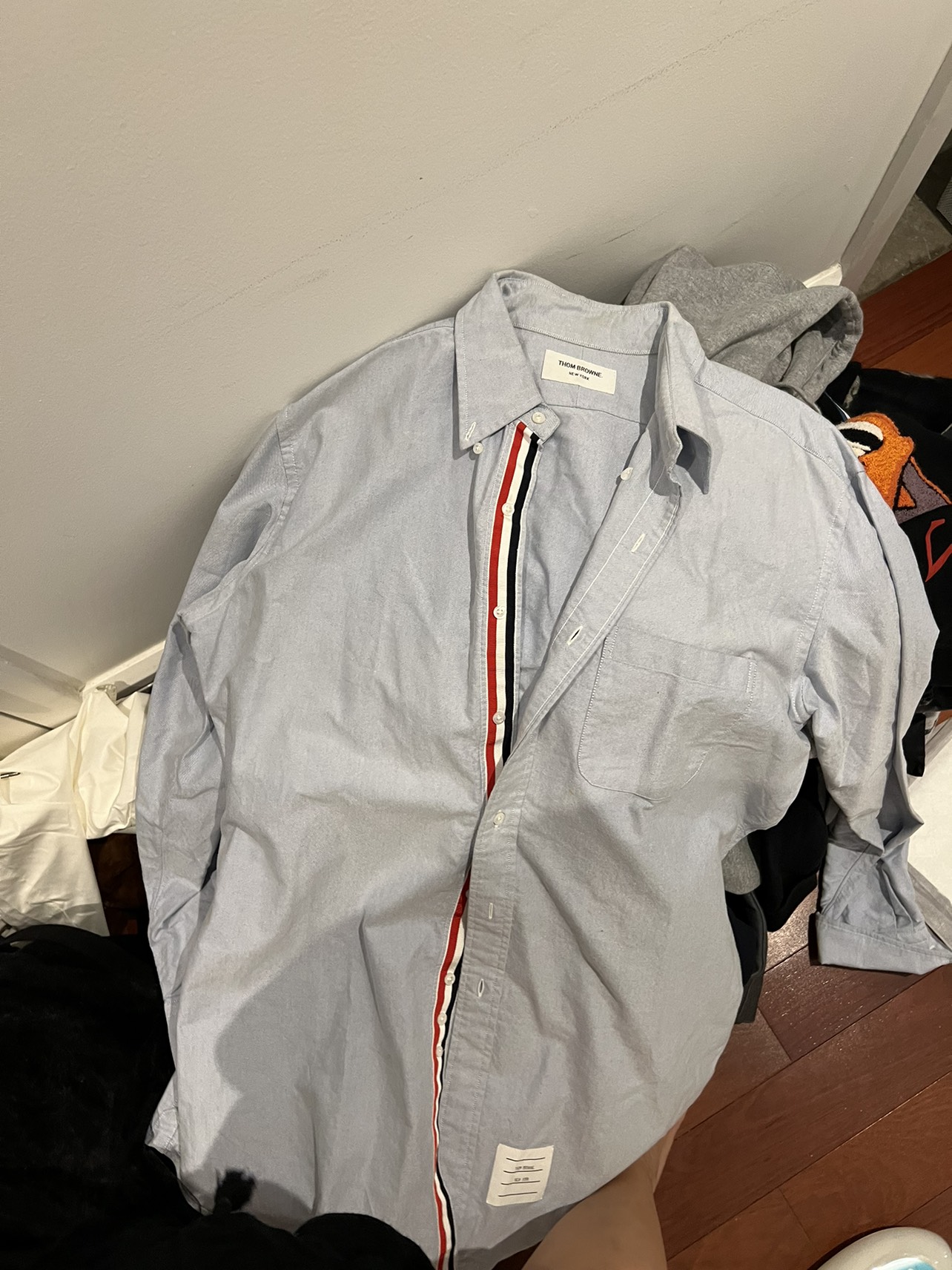 Thom browne shirt (super oversized)