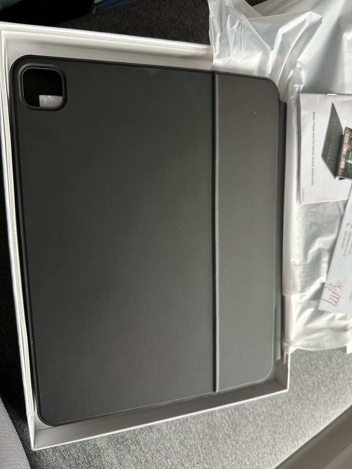 Magnetic wireless keyboard - photo 2