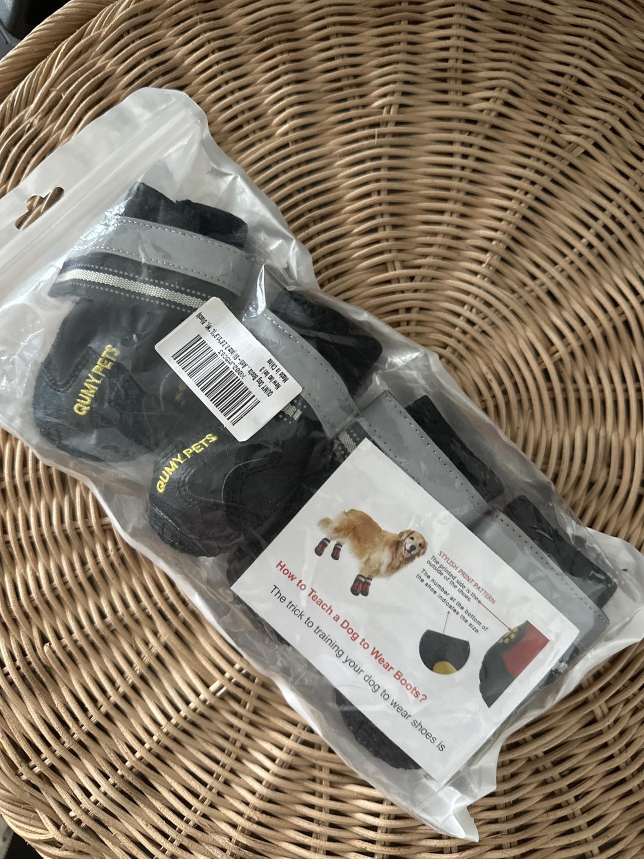 Dog boots thumbnail