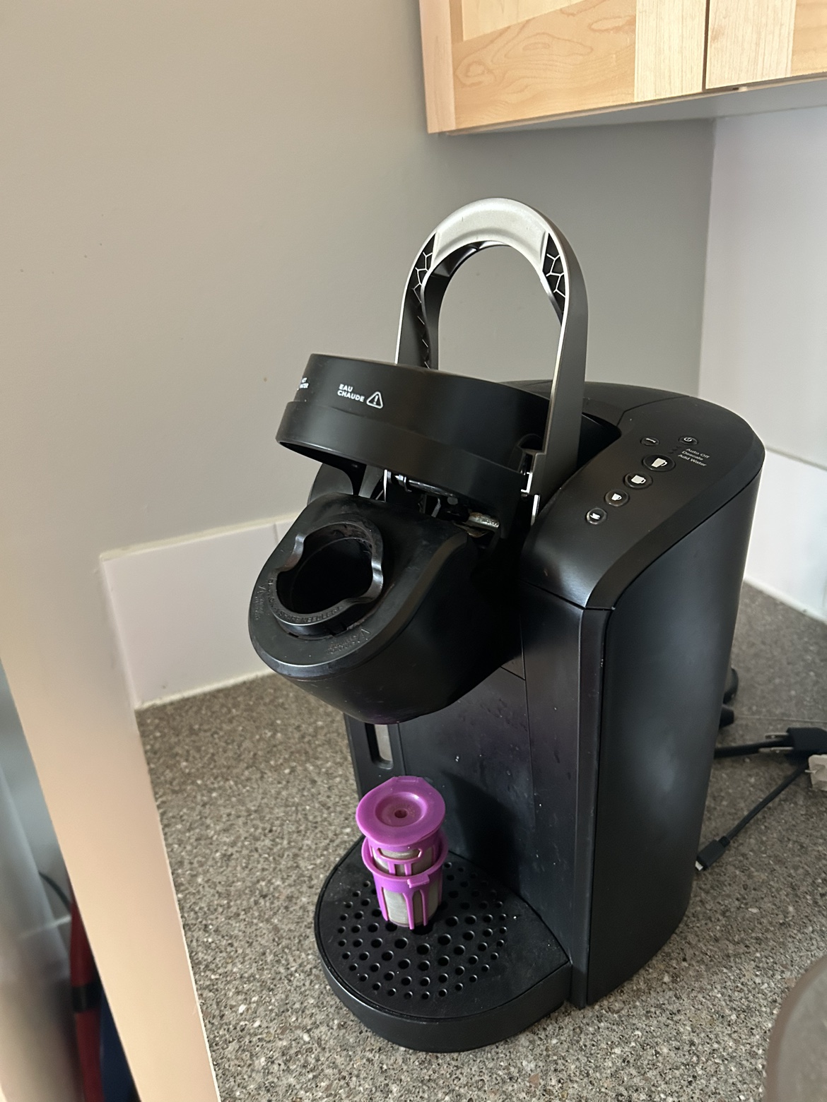 Keurig single cup coffee maker - photo 2