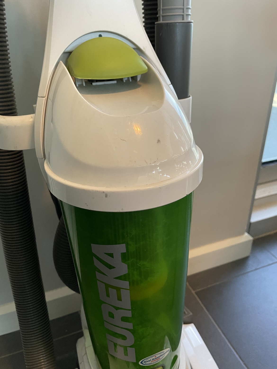 Vacuum cleaner - photo 3