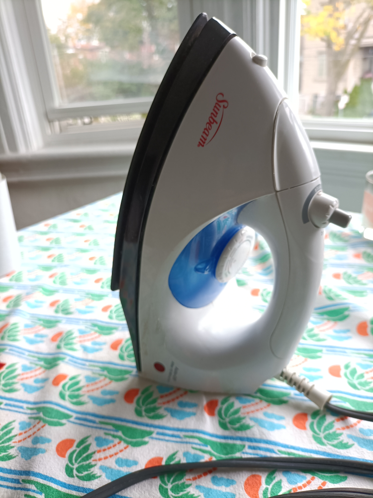 Sunbeam iron thumbnail