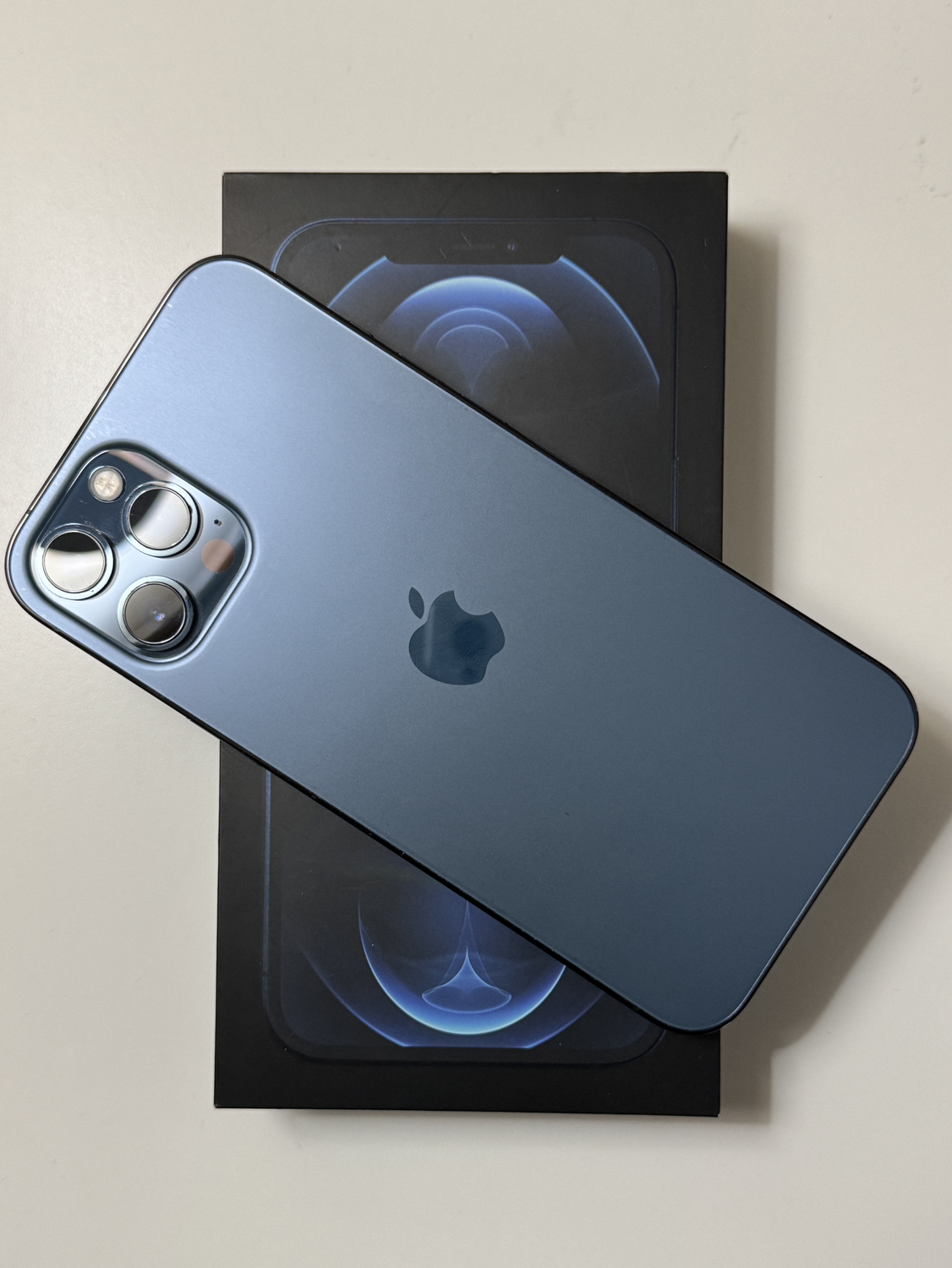 iPhone 12 Pro Max 256 GB - photo 2