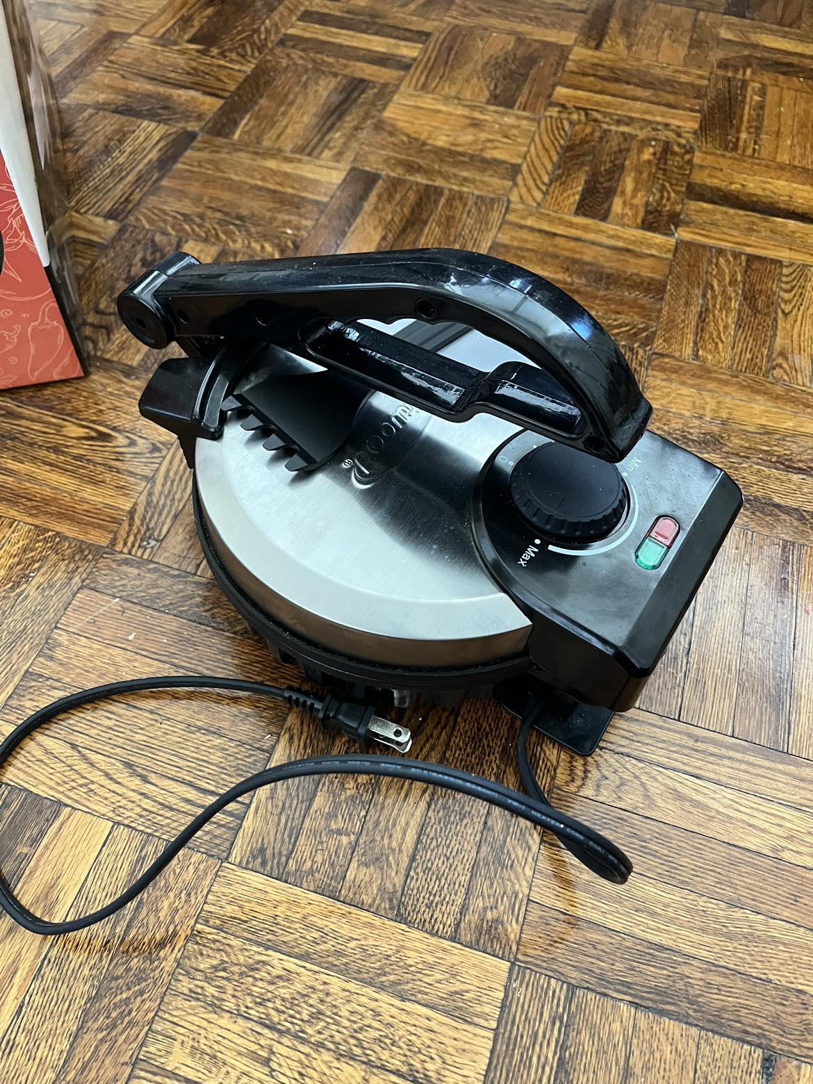 Brentwood roti & tortilla press