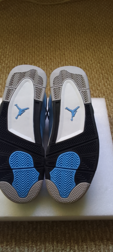 JORDAN'S 4S SIZE 11 never been worn - photo 4