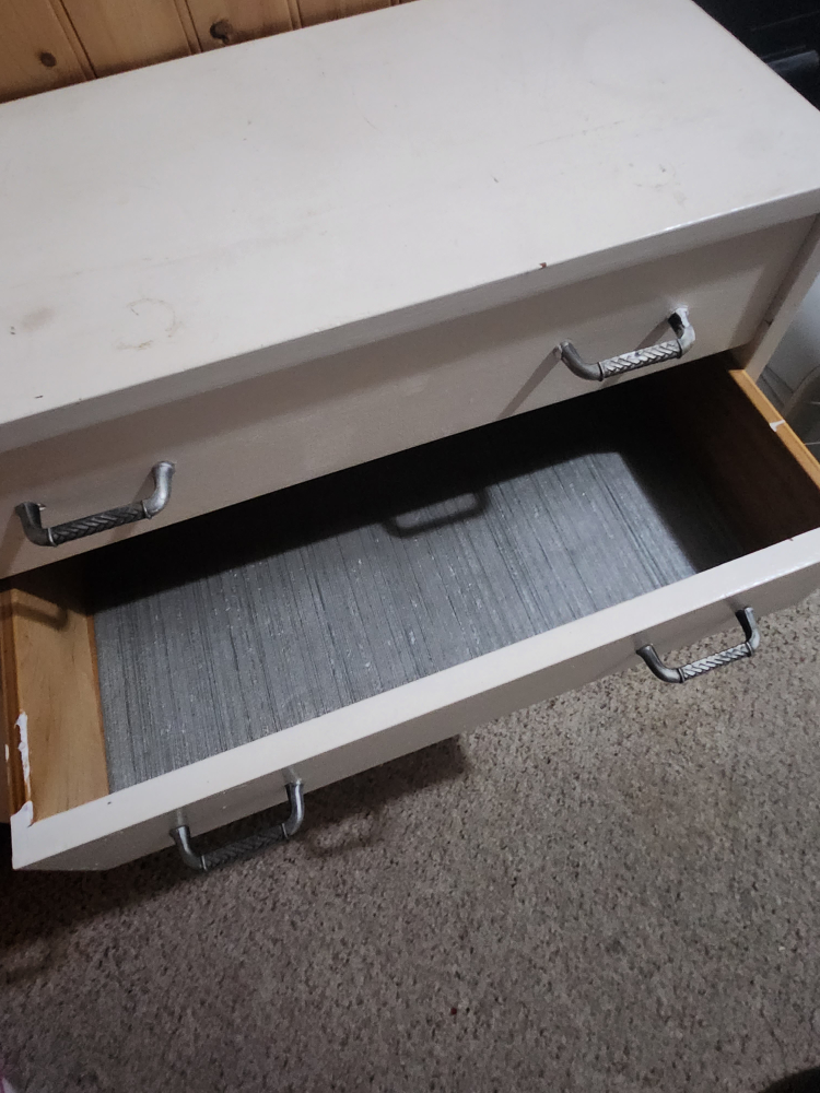 5 drawer chest- FREE - PICK UP NOV 1! - photo 2
