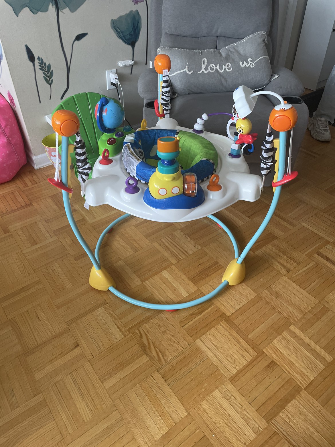 Baby Einstein jumper - photo 3