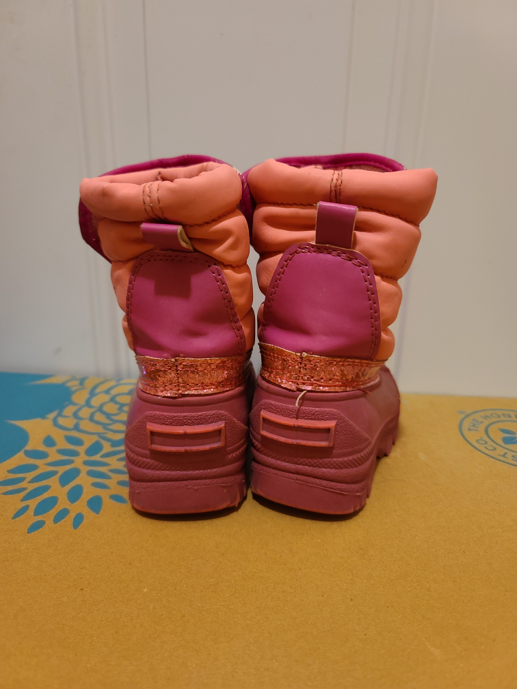 the childrens place toddler girl snowboots image indicator(3)