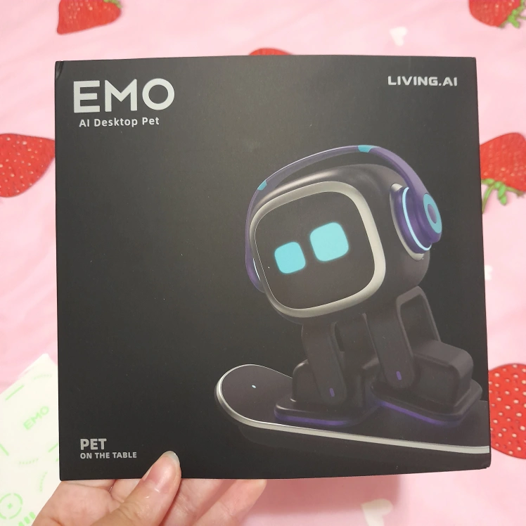 EMO Robot, AI Desktop Pet, Living.AI – Robot Shop