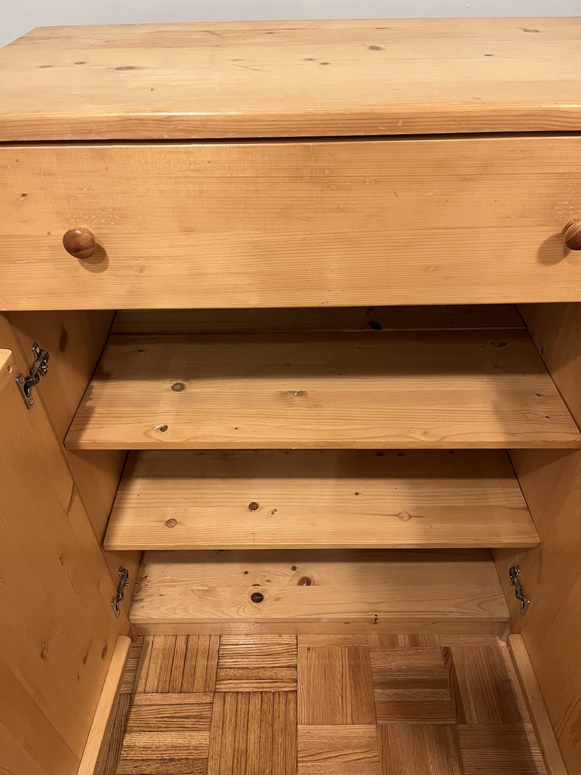 Cabinet - photo 3
