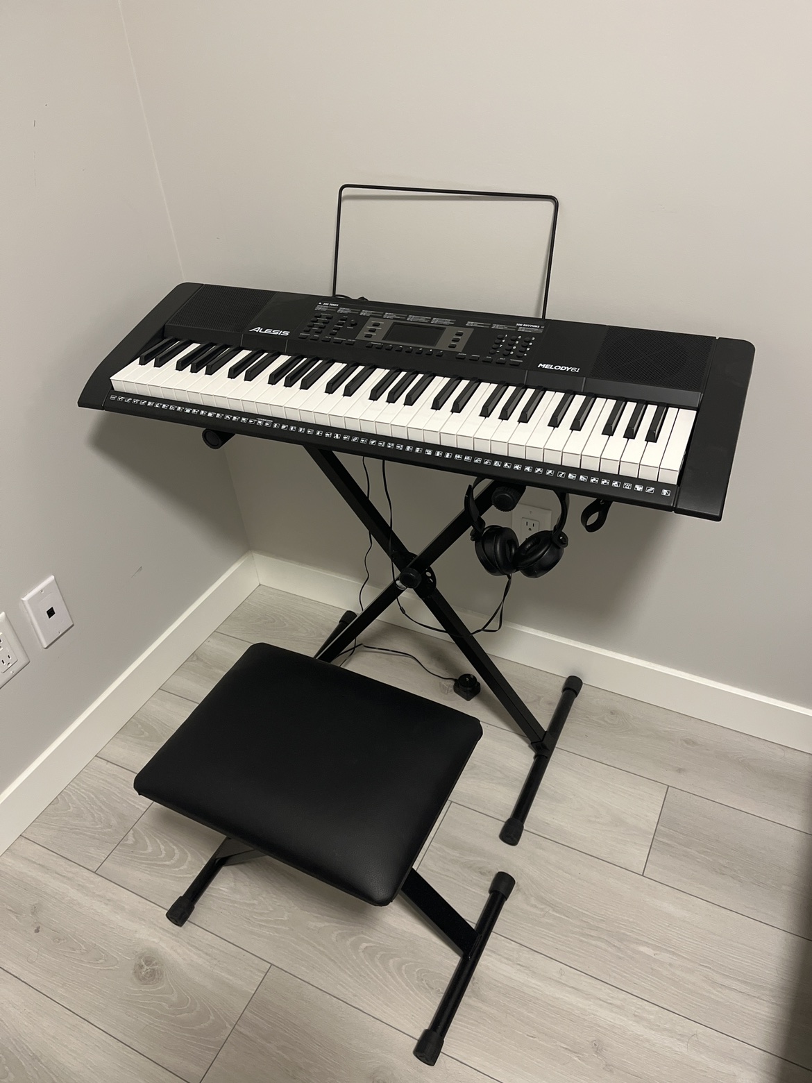 Electric Keyboard