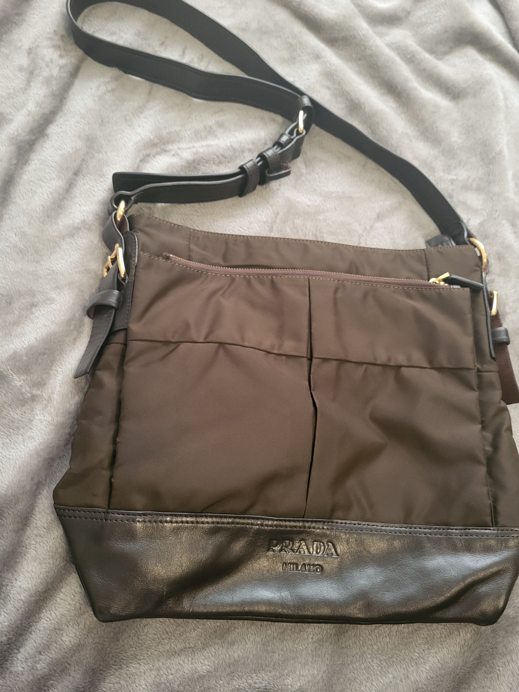preloved Prada thumbnail