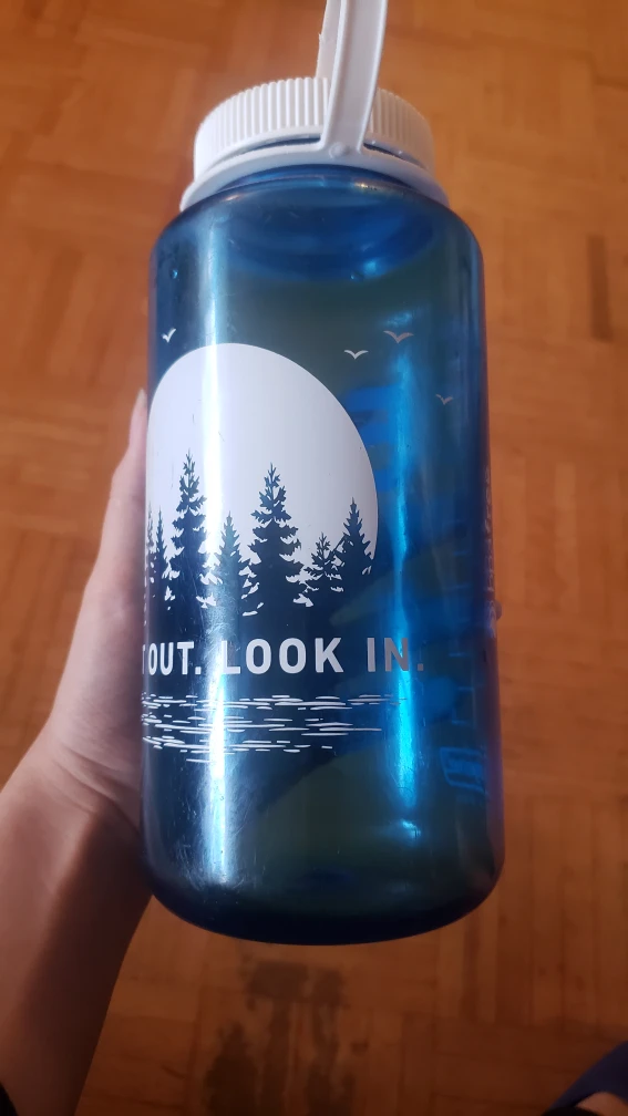 Water bottle