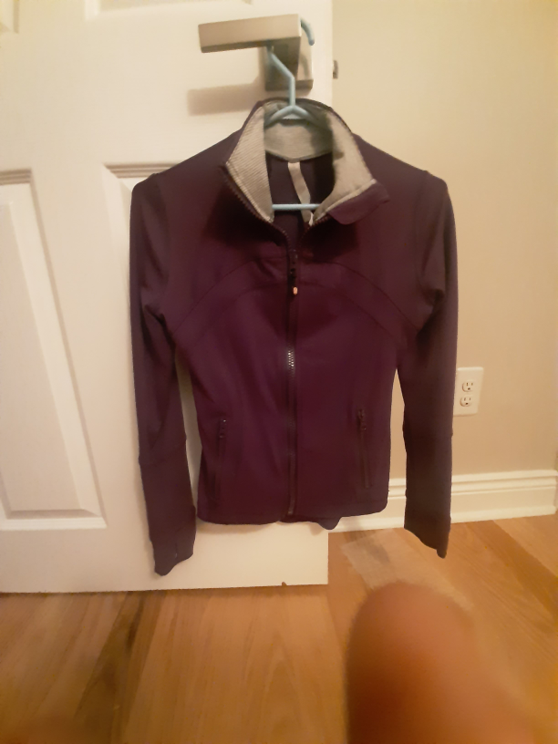 lulumeon zipper jacket size 4 thumbnail