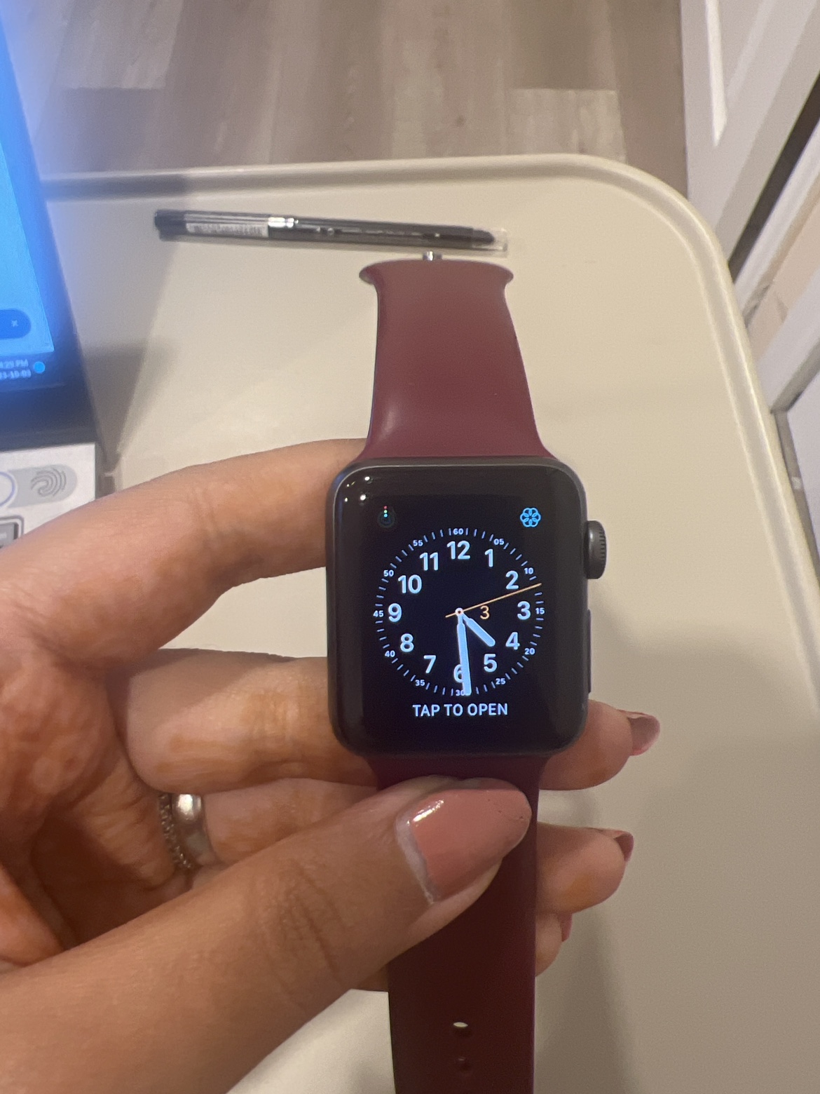 Apple watch series 3 - photo 2