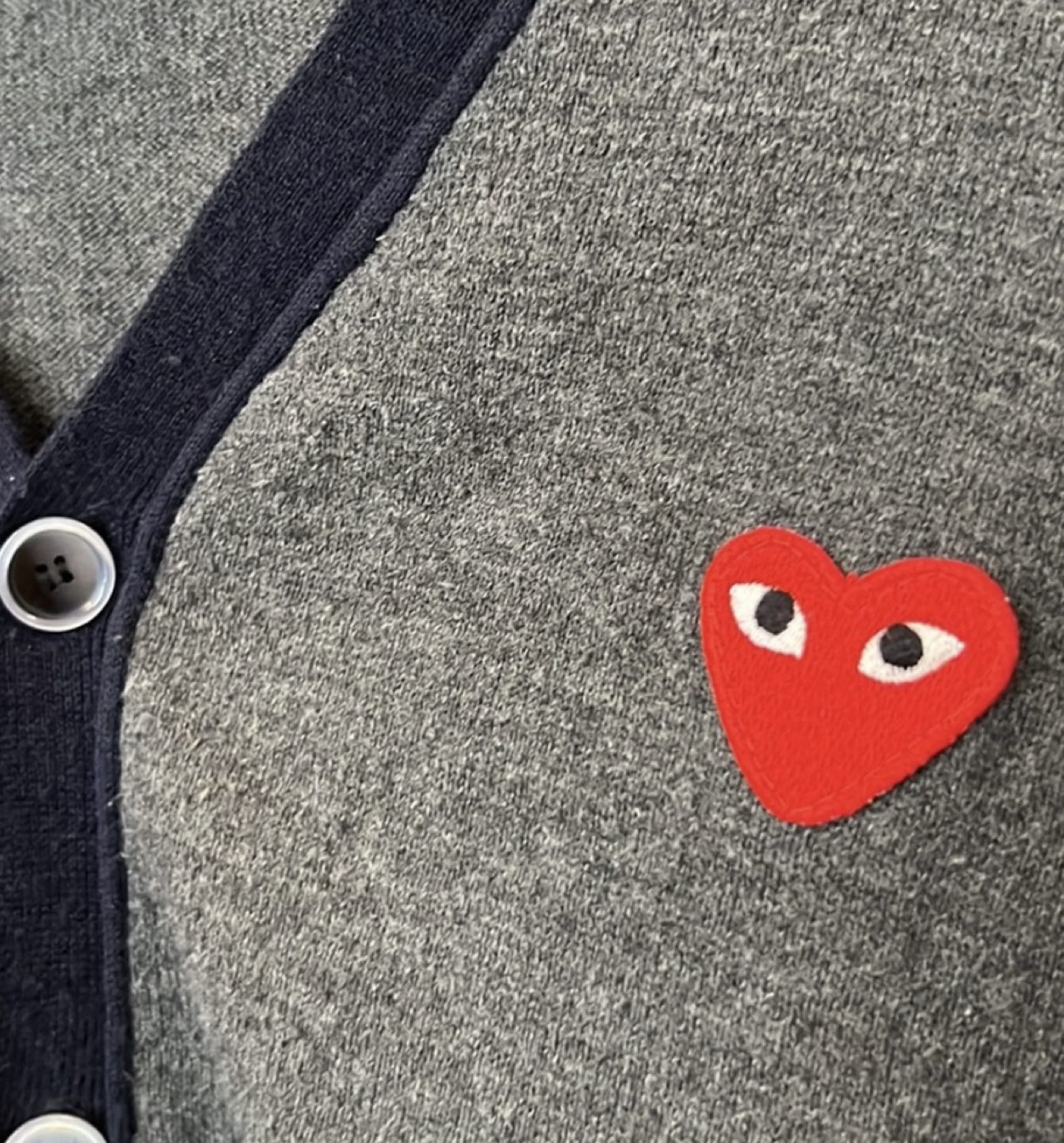 Authentic Women comme des garcon cardigan image indicator(3)