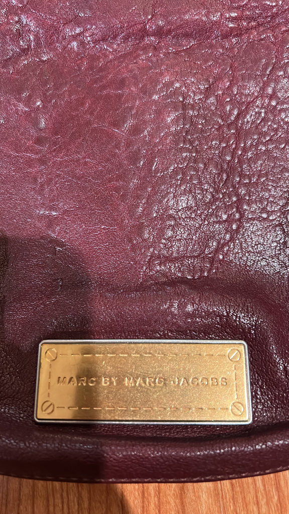 Marc By Marc Jacobs leather crossbody bag image indicator(2)